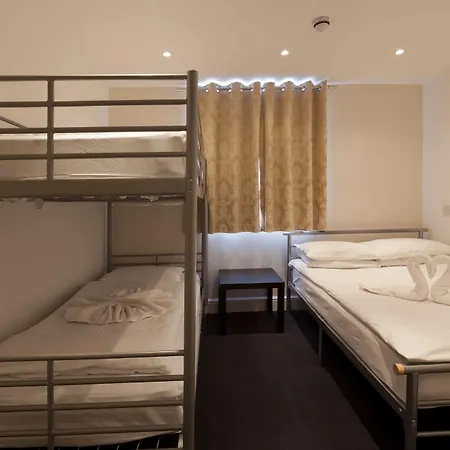 Nox Hyde Park Aparthotel 4*