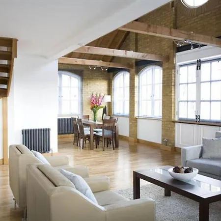 Gate House Apartments, Towerbridge