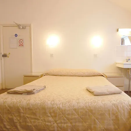 Jesmond Hotel 2*