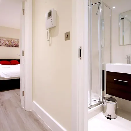Valet Wembley * Wembley