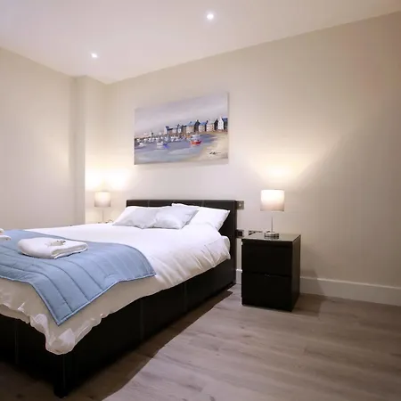 Valet Wembley * Wembley