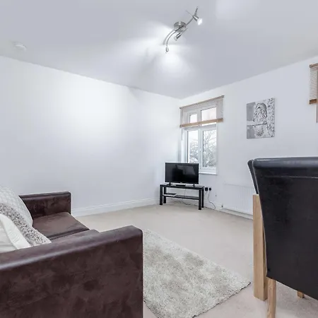 Royal West Drayton (Middlesex)