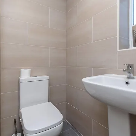 Royal 4* West Drayton (Middlesex)