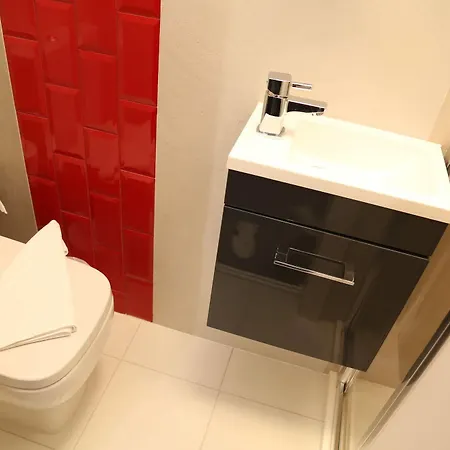 Wembley Park 3*