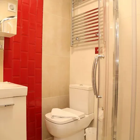 Wembley Park 3*