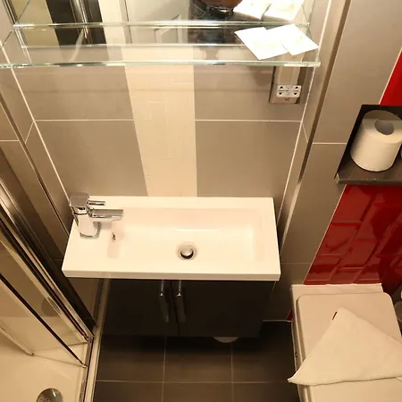 Wembley Park 3*