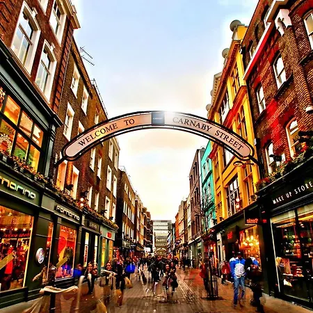 Soho Sleeps 4, Covent Garden & Leicester Square * London
