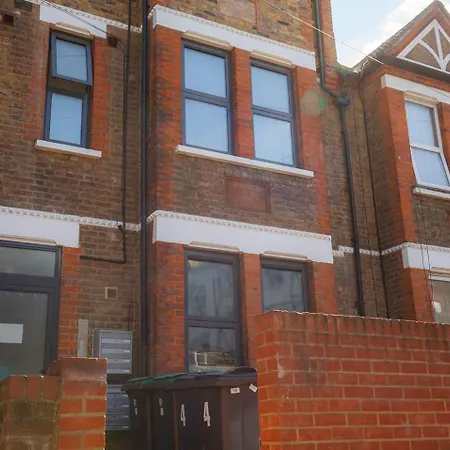 Studio In Seven Sisters