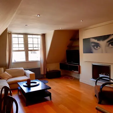 Apartment Pont Street *