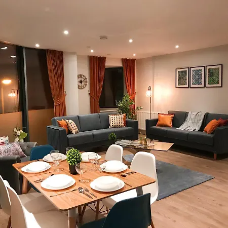 Elegant Plus Aparthotel *