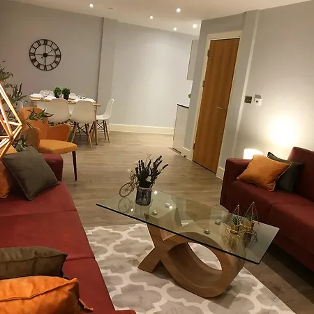 Aparthotel Elegant Plus *