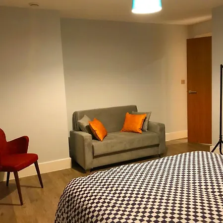 Aparthotel Elegant Plus *