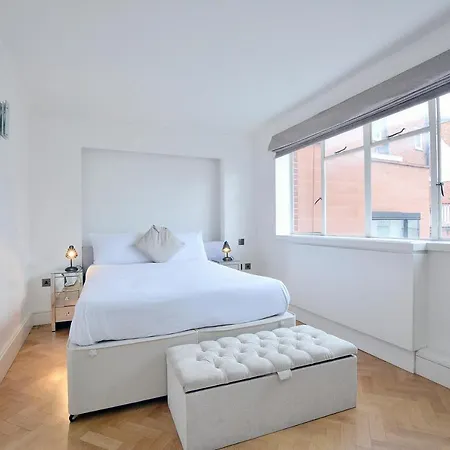 18 Hans Crescent Apartment London