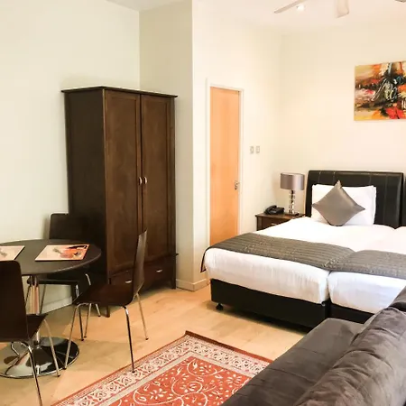 Grand Plaza Serviced Londyn