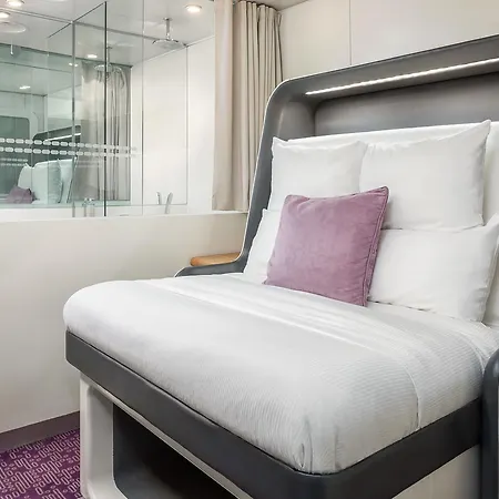 Yotelair London Heathrow Airport Hillingdon