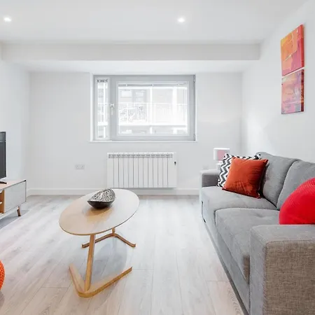 Apartment Stayo New Compton Street *