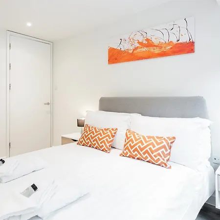 Apartment Stayo New Compton Street London