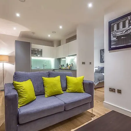 Hotel Carlow House By Skyline London