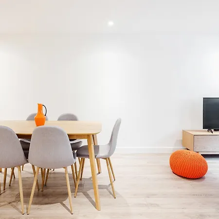 Stayo New Compton Street Apartment *