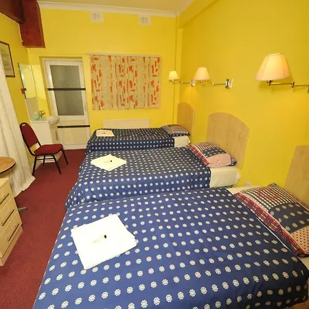 Acton Town Hotel London