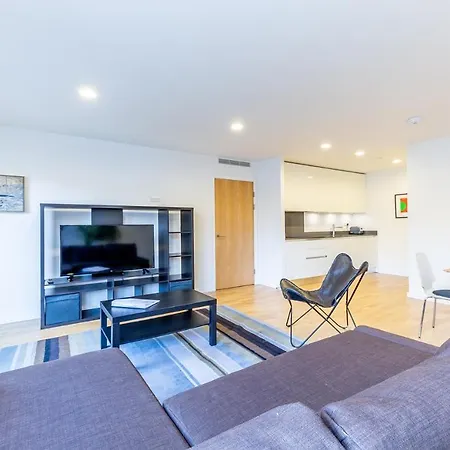 1 Bedroom Stylish Near Regents Park Free Wifi & Aircon By Aparts Apartment London