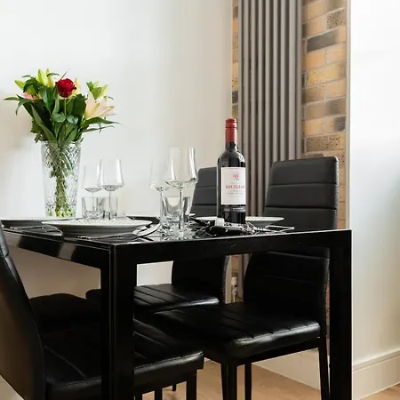 Continental In Central Camden * London