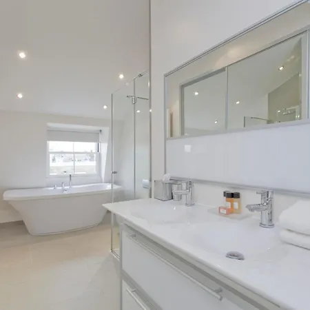 Aparthotel Nevern Place By Supercity