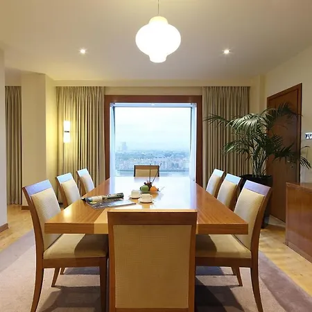 Canary Riverside Plaza Hotel Londra
