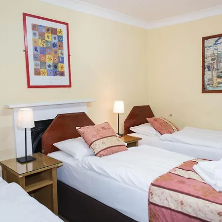 Shakespeare Hotel 3*