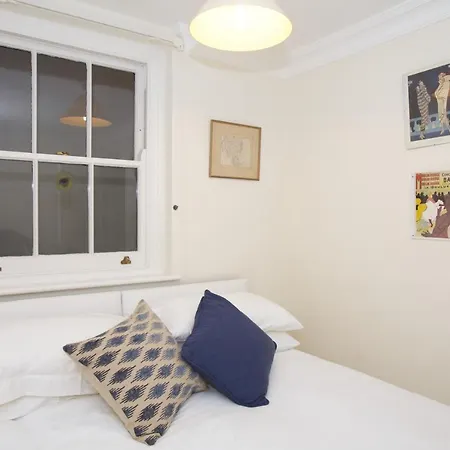 Apartment Leonard Court *