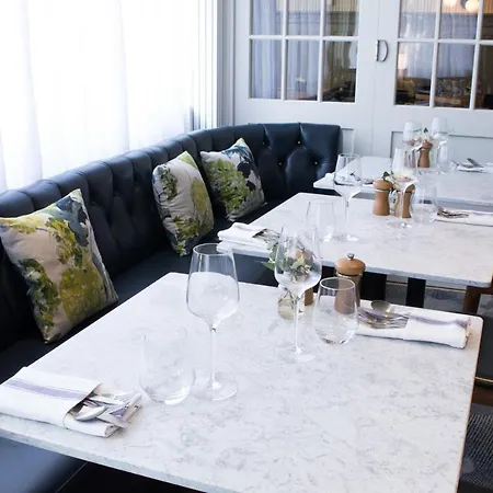 The Fox & Goose Hotel