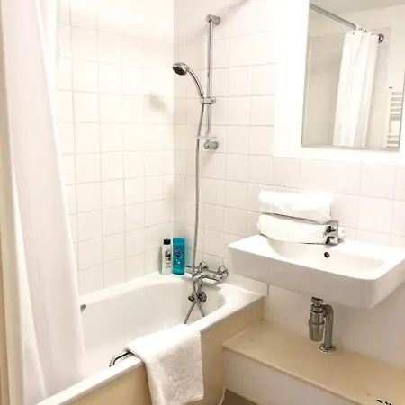 Apartment Queen's - Euston London