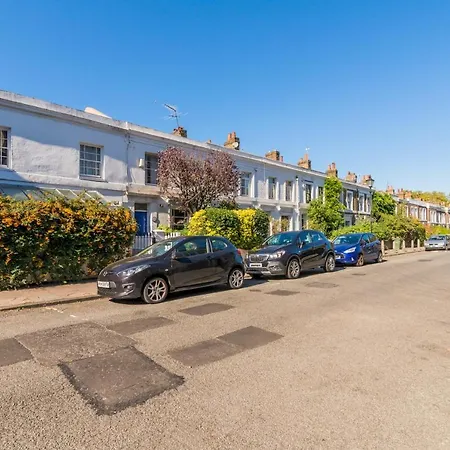 Fantastic Central Brixton Flat For Up To 6 Guests Daire Londra
