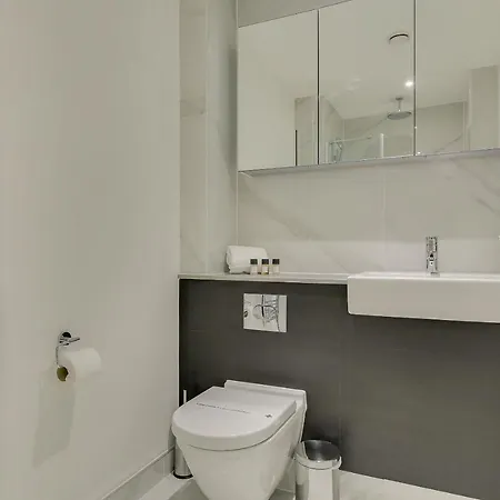 Apartment Emerson Court *
