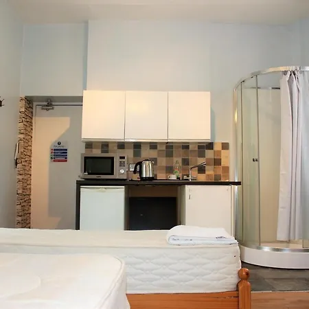 Regents Court London