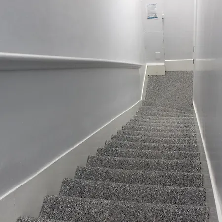Apartment Regents Court London