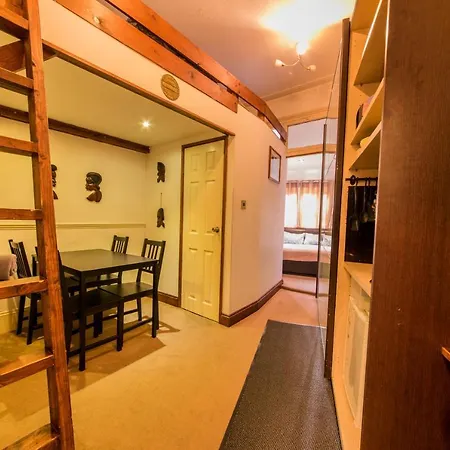 Easyroomlet 2* London