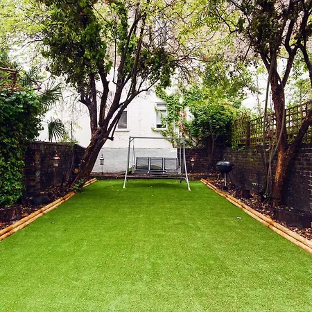 The Earl's Court Garden Gem Londres