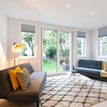 The Earl's Court Garden Gem * Londres