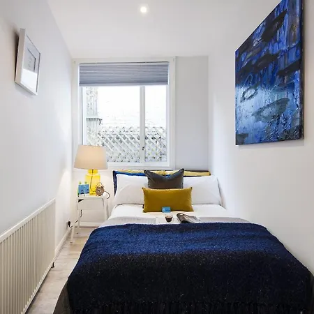 The Earl's Court Garden Gem Londres