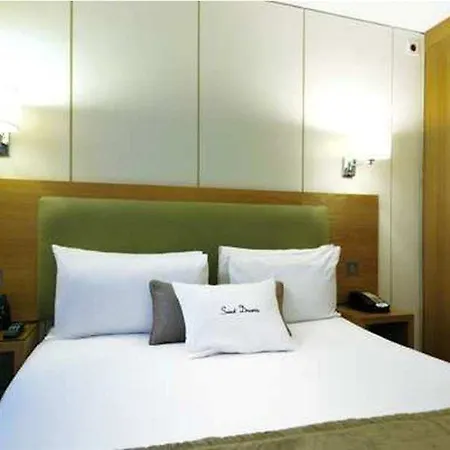 Szálloda Doubletree By Hilton - West End 4*
