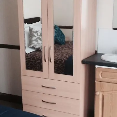 Bed & Breakfast Metro