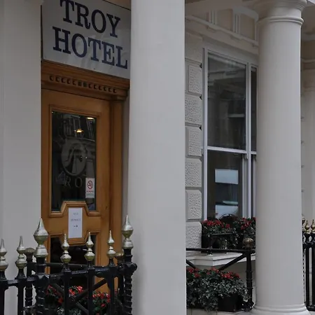 Hotel Troy
