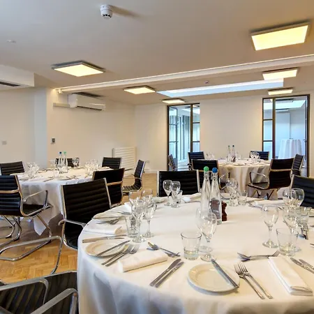 The Royal Foundation Of St Katharine Hotel Londýn
