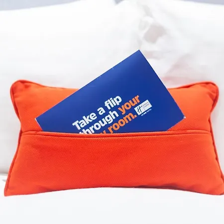 Express - London Heathrow T4 By Ihg 4*