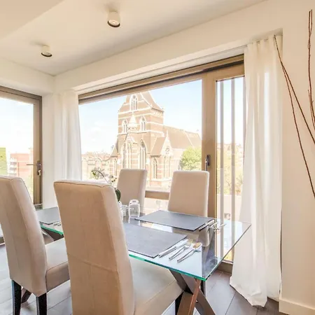 Apartment 2 Bedrooms Sleeps 6 - Central