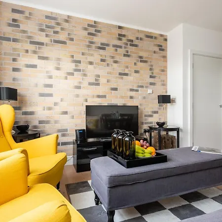 Continental In Central Camden Apartment