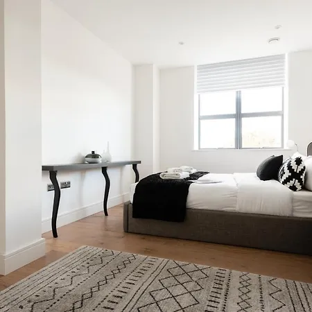 Continental In Central Camden Apartment London