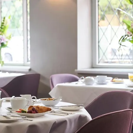 Antoinette Wimbledon Hotel