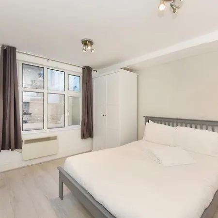 Apartment Chancery Lane